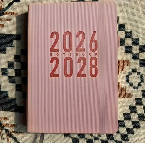 Agenda mensuel A5 2026–2028  + stylo motivant offert